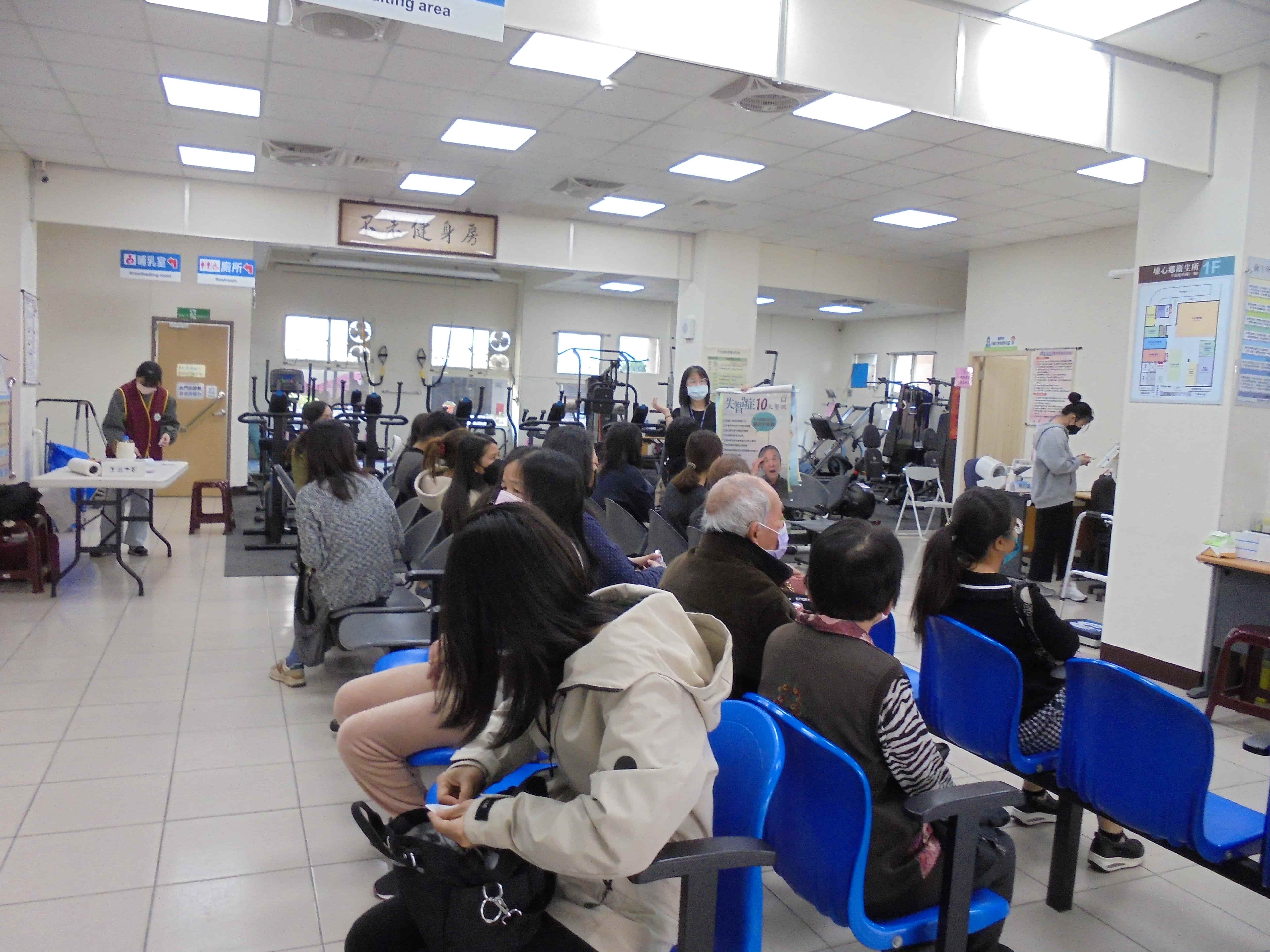 112年3月門診衛教宣導照片3