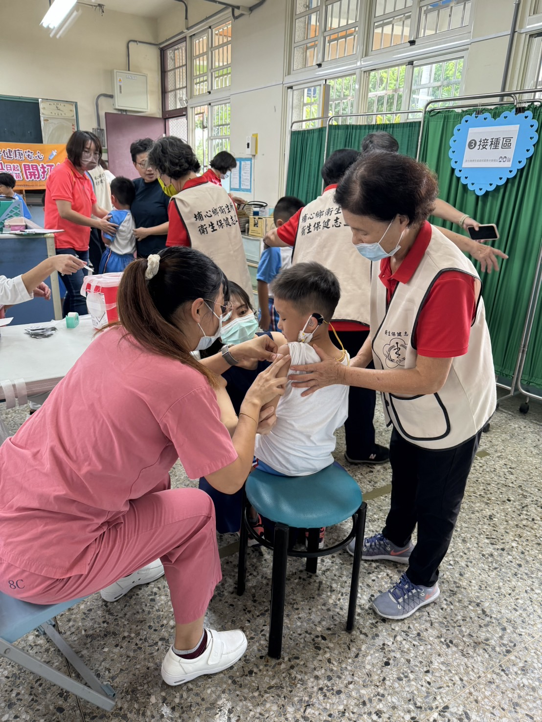 校園流感施打go 10月18日來到明聖國小及太平國小！ 相本